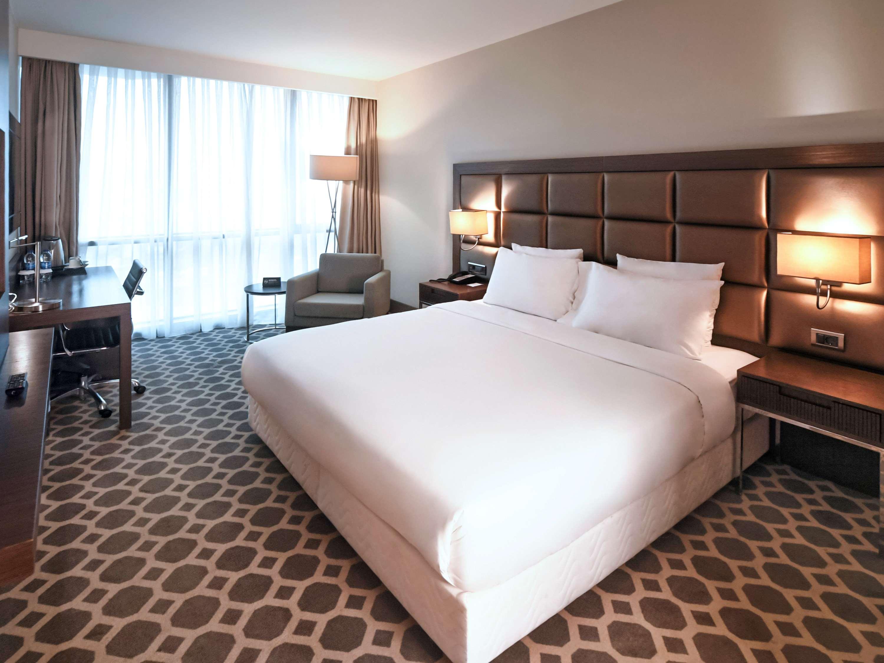 Mercure Istanbul West Hotel & Convention Center Exterior photo