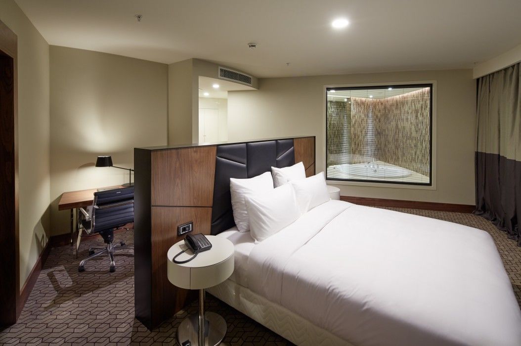 Mercure Istanbul West Hotel & Convention Center Exterior photo