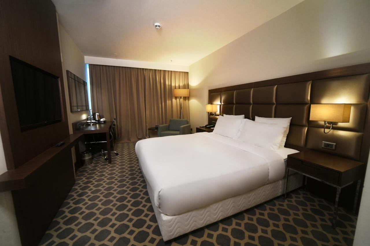 Mercure Istanbul West Hotel & Convention Center Exterior photo